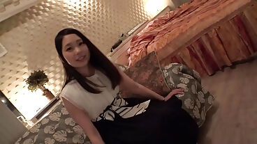 Asian cutie gets blowjob and fuck